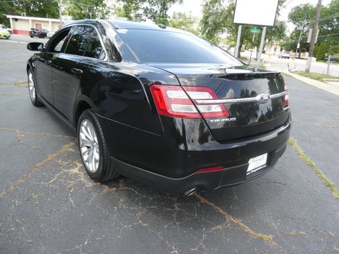 Used 2019 Ford Taurus Limited image 7