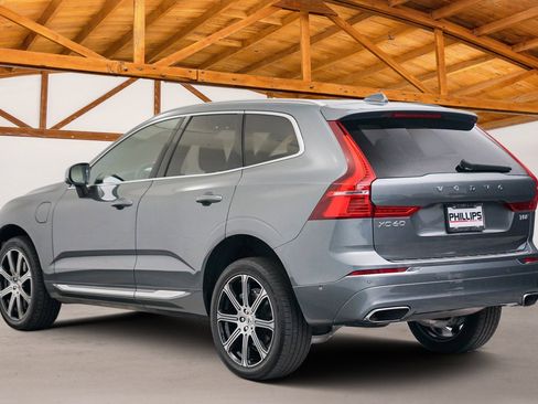 Used 2020 Volvo XC60 T8 Inscription w/ Protection Package Premier image 3