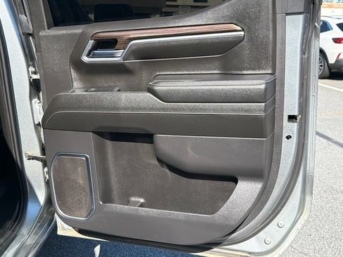 Used 2023 Chevrolet Silverado 1500 RST w/ Convenience Package II AWD/4WD image 18