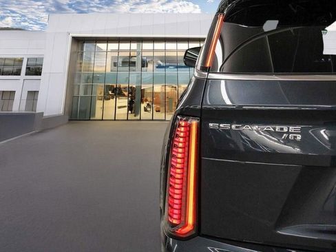 New 2026 Cadillac Escalade IQ Luxury 2 AWD/4WD image 18