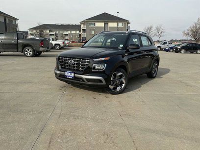 New 2025 Hyundai Venue SEL