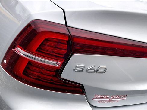 Used 2022 Volvo S60 T8 Inscription image 25