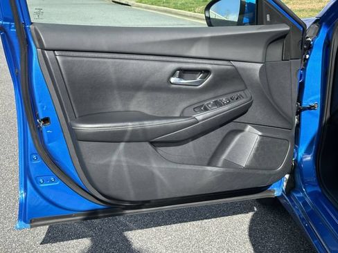 Certified 2023 Nissan Sentra SV FWD image 12