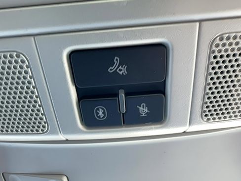 Used 2012 Volkswagen CC Sport image 12