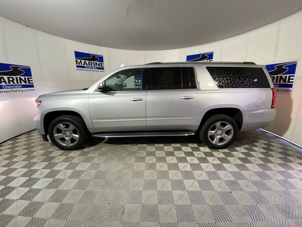 Used 2020 Chevrolet Suburban Premier RWD image 13