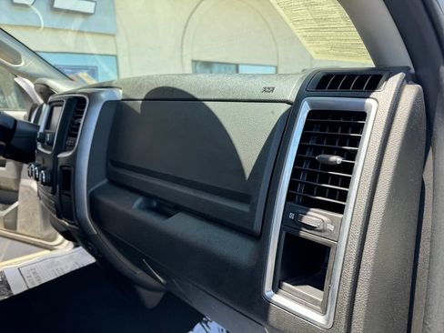 Used 2024 RAM 1500 Classic SLT AWD/4WD image 22