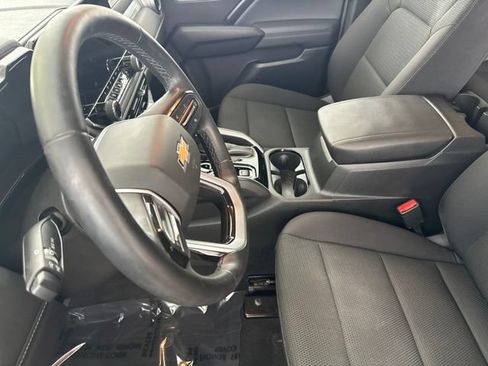Used 2024 Chevrolet Colorado LT w/ LT Convenience Package II AWD/4WD image 20