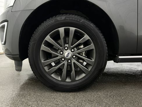 Used 2021 Ford Expedition Max Limited AWD/4WD image 38