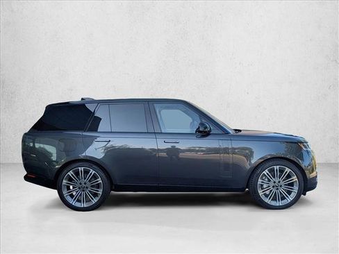 Certified 2024 Land Rover Range Rover SE AWD/4WD image 4