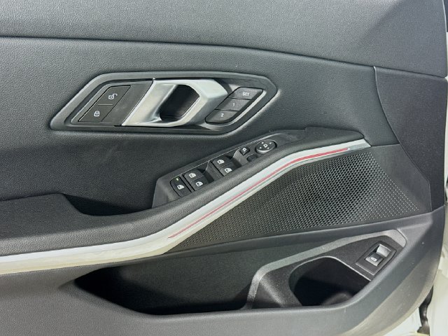 Used 2026 BMW 330i Sedan RWD image 23