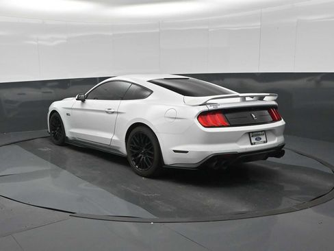 Used 2018 Ford Mustang GT Premium w/ GT Performance Package RWD image 6