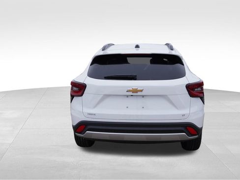 New 2026 Chevrolet Trax LT image 6