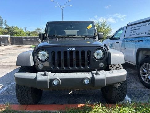 Used 2018 Jeep Wrangler Unlimited Sport S AWD/4WD image 2