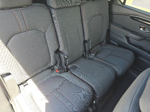 New 2026 Honda Pilot Sport image 17