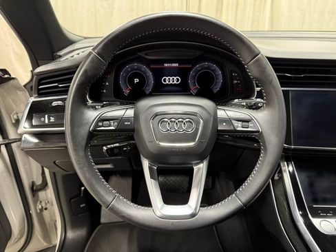 Used 2020 Audi Q8 Prestige image 12