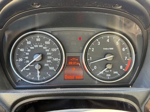 Used 2008 BMW 335i Convertible image 15