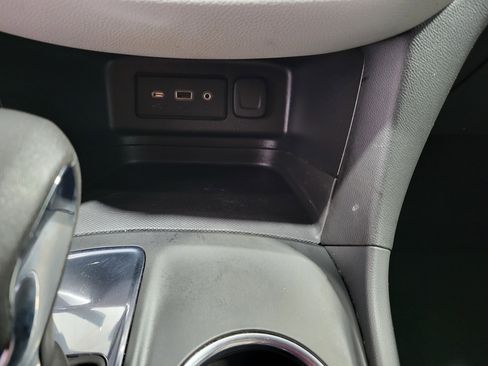 Certified 2022 Chevrolet Equinox LS w/ LS Convenience Package image 22