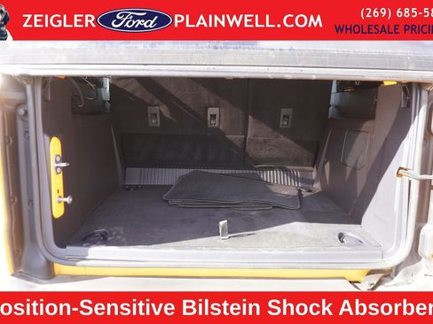 Used 2022 Ford Bronco Badlands image 10