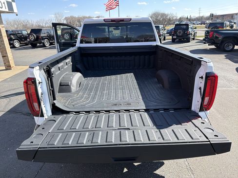 Used 2023 GMC Sierra 3500 Denali w/ Denali Ultimate Package image 2