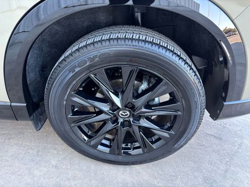 Certified 2024 MAZDA CX-5 Carbon Edition image 11