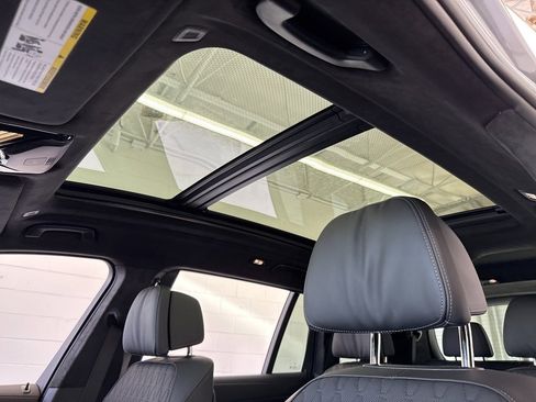 New 2025 BMW X7 M60i image 13