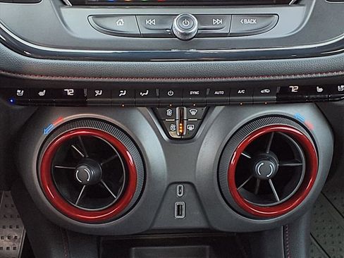 Used 2021 Chevrolet Blazer RS w/ Enhanced Convenience Package image 15