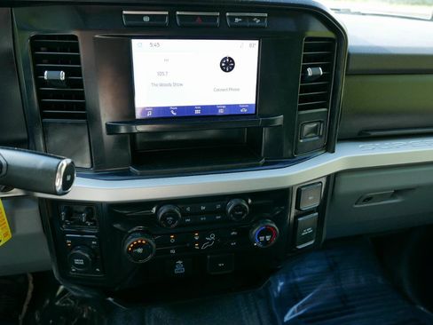 Used 2024 Ford F350 XLT w/ FX4 Off-Road Package AWD/4WD image 12