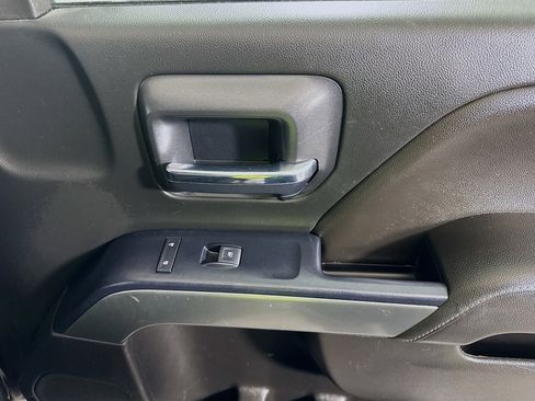 Used 2018 Chevrolet Silverado 1500 LT w/ All Star Edition image 30