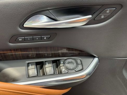 Used 2019 Cadillac XT4 Premium Luxury AWD/4WD image 21