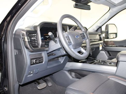 New 2026 Ford F250 Lariat AWD/4WD image 23