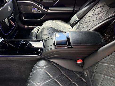 Used 2021 Mercedes-Benz Maybach S 580 4MATIC image 23