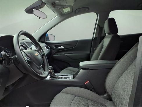 Used 2024 Chevrolet Equinox LT image 11