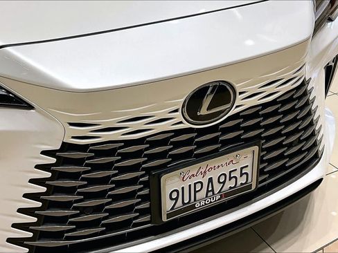 Used 2025 Lexus RX 350 FWD w/ Accessory Package image 28
