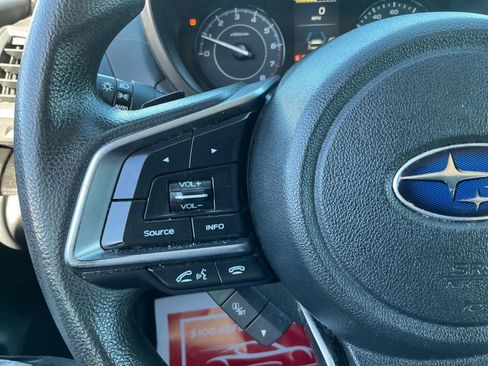 Used 2020 Subaru Impreza 2.0i Premium image 25