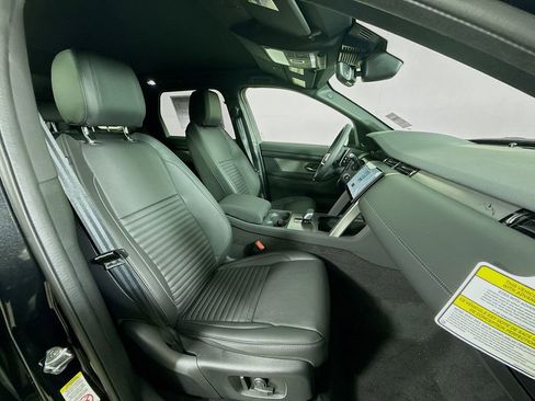 New 2026 Land Rover Discovery Sport Landmark AWD/4WD image 29