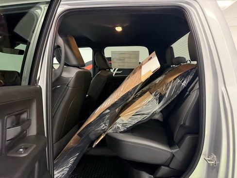 New 2026 RAM 2500 Tradesman w/ Chrome Appearance Group AWD/4WD image 14