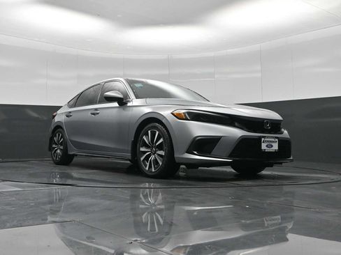 Used 2022 Honda Civic EX-L image 24