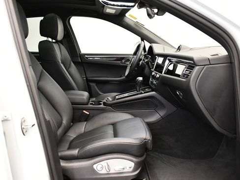 Used 2024 Porsche Macan S image 51