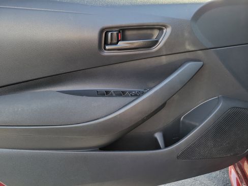 Certified 2022 Toyota Corolla LE image 18