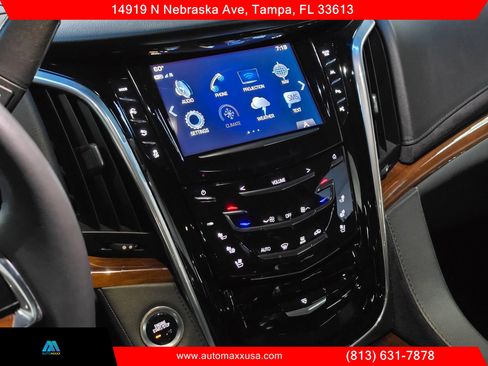 Used 2019 Cadillac Escalade Luxury w/ Escalade Sport Edition image 23