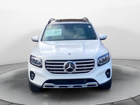 New 2026 Mercedes-Benz GLB 250 4MATIC image 2
