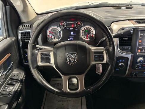 Used 2017 RAM 2500 Laramie image 19