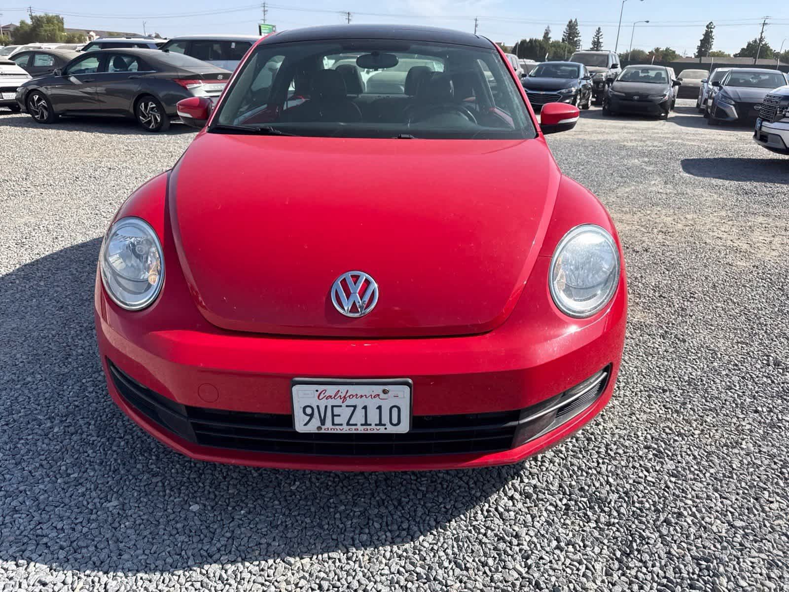 Used 2013 Volkswagen Beetle 2.5 FWD image 2