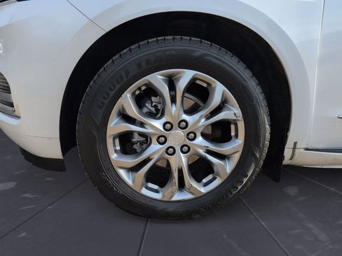 Used 2020 Buick Enclave Avenir w/ Avenir Technology Package image 25