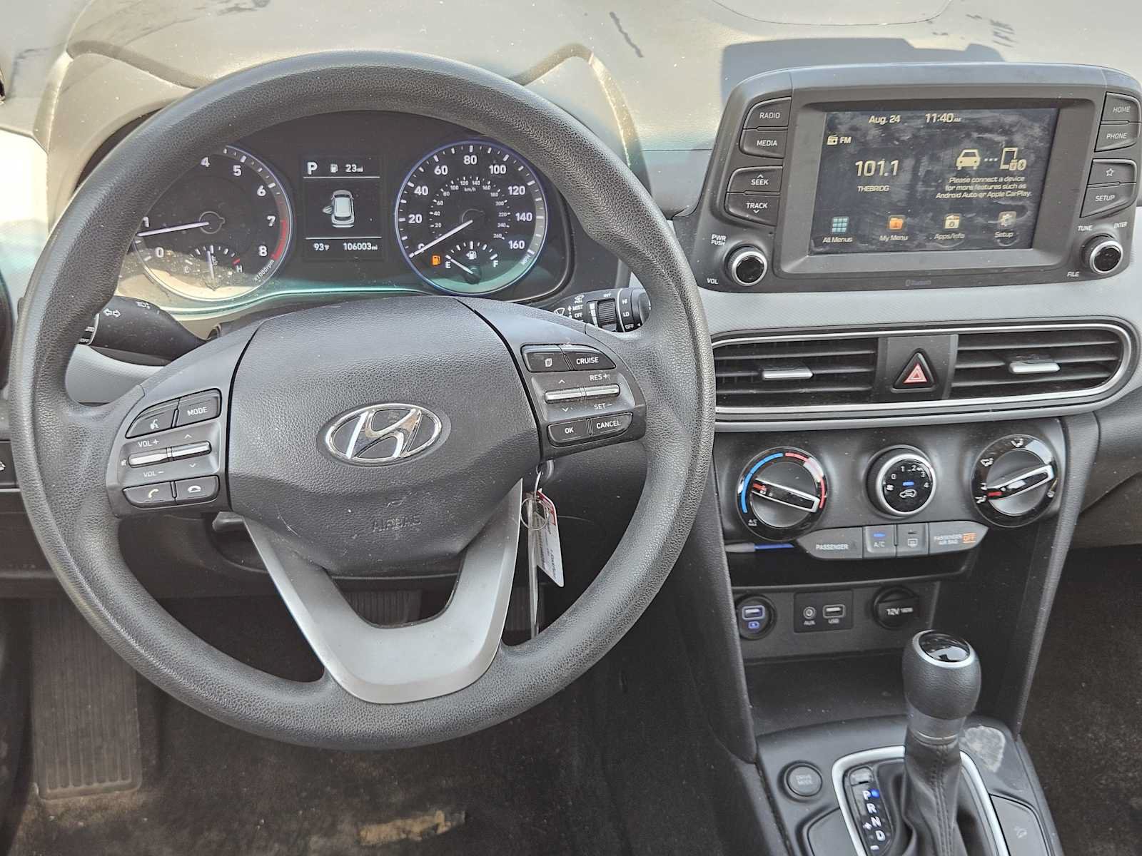 Used 2020 Hyundai Kona SE FWD image 24