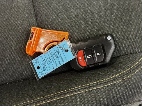 Used 2024 Jeep Wrangler Sport S image 32