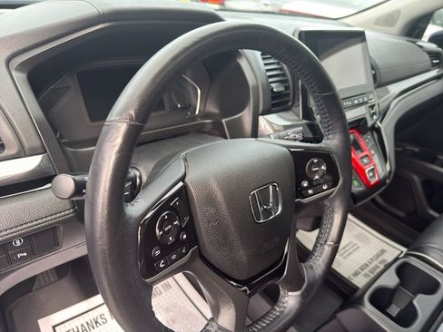 Used 2023 Honda Odyssey Elite image 15