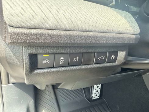 New 2026 Toyota Camry SE FWD image 27