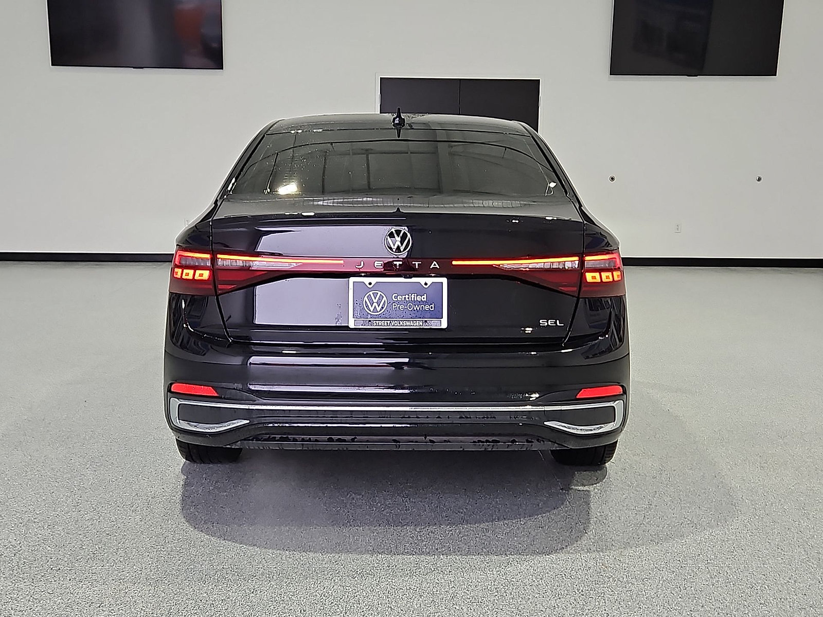 Used 2026 Volkswagen Jetta SEL FWD image 7