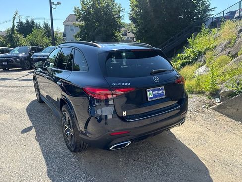 Used 2023 Mercedes-Benz GLC 300 4MATIC image 4